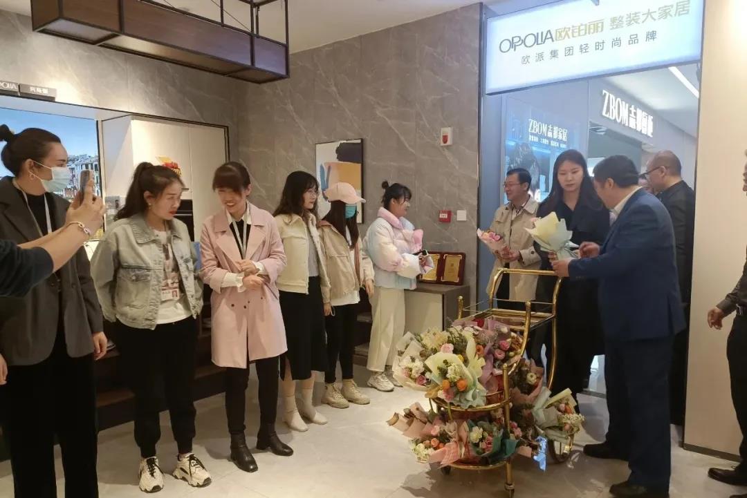 昌禾裝飾丨特別的愛給特別的你，對(duì)你的“愛”從未缺席~