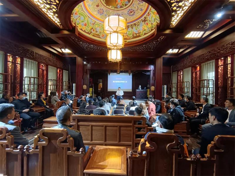 昌禾裝飾丨2021年首屆合作商大會(huì)順利召開(kāi)，聚力同行，共贏(yíng)未來(lái)